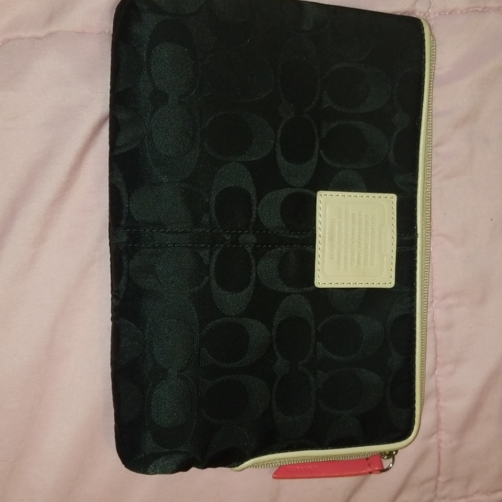 Coach accessory